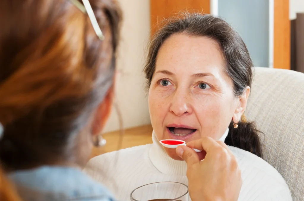 Senhora no dentista especializado em bruxismo Senhora no dentista especializado em bruxismo